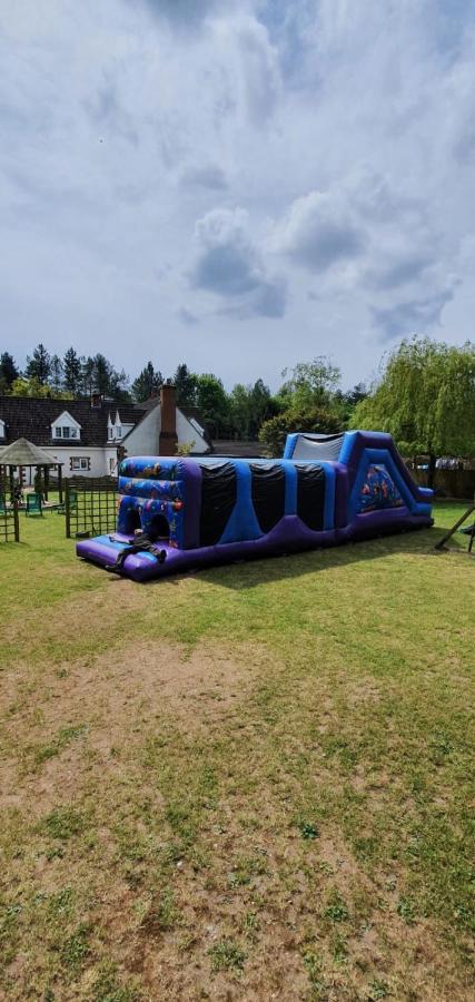 Hen & Stag Retreat Weekend Stay Sleeps 10 To 30 Thetford Zewnętrze zdjęcie