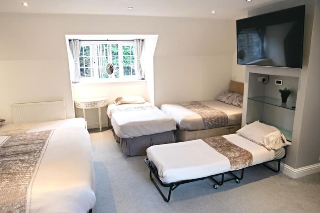 Hen & Stag Retreat Weekend Stay Sleeps 10 To 30 Thetford Zewnętrze zdjęcie