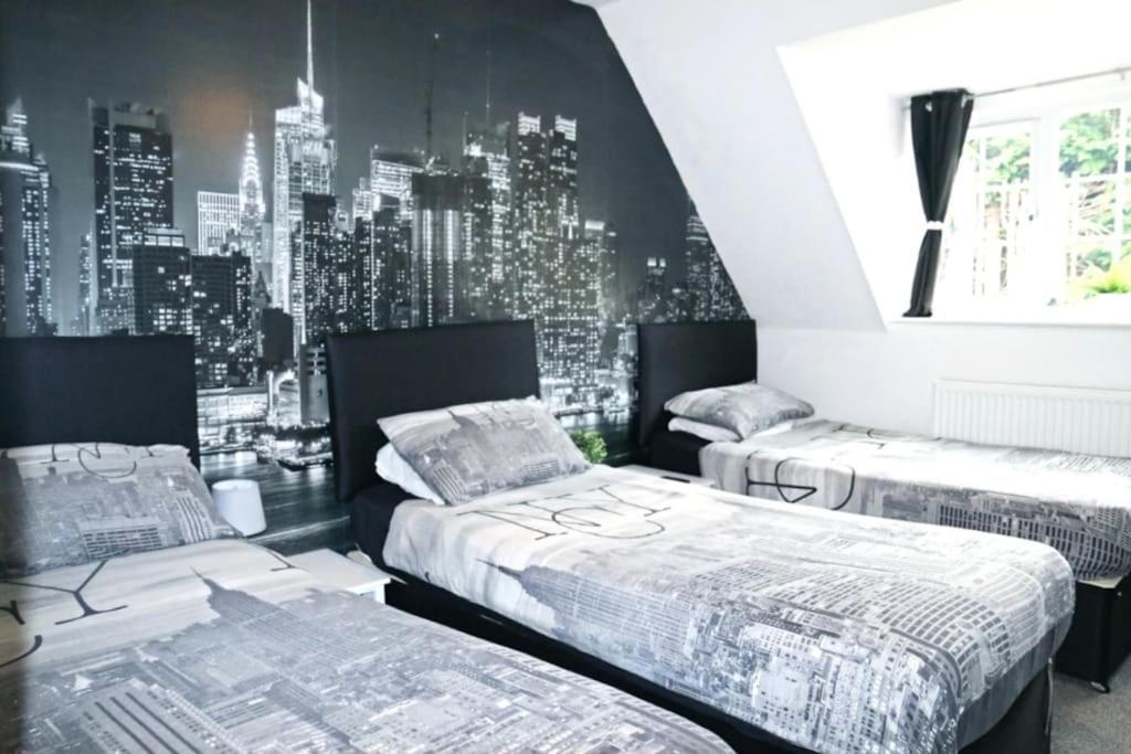 Hen & Stag Retreat Weekend Stay Sleeps 10 To 30 Thetford Zewnętrze zdjęcie